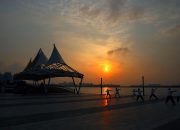 Lari Pagi vs Lari Malam: Mana yang Lebih Efektif untuk Bakar Lemak?